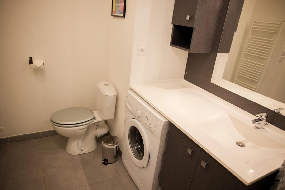 Le Jardin Sequoia ~ Climatisation ~ Parking Apartment ลูนิอง ภายนอก รูปภาพ