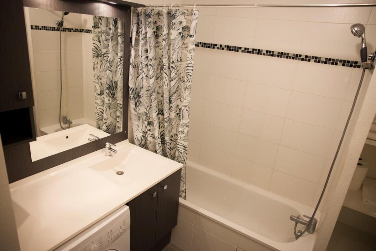 Le Jardin Sequoia ~ Climatisation ~ Parking Apartment ลูนิอง ภายนอก รูปภาพ